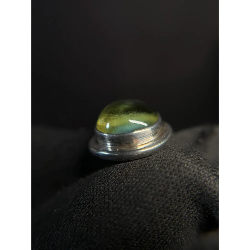 Unbranded sterling silver
